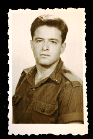 תמונה של סיפור שירותו של סא"ל שמשי פולק בחיל החימוש במלחמת יום כיפור, מתוך ספרו "הולך בדרכי" (בן 79) 